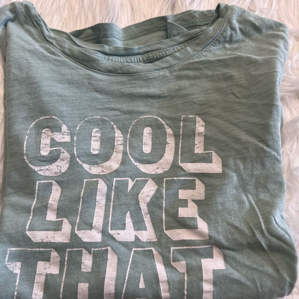 Old Navy Tee Shirt